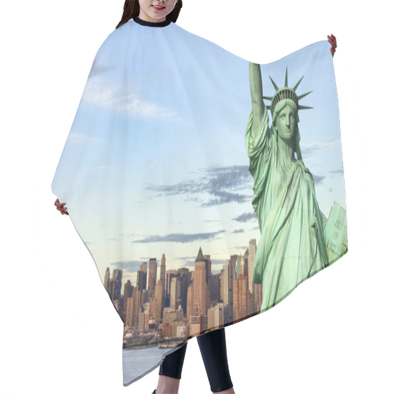 Personality  New York City Skyline Over The Hudson River Hair Cutting Cape