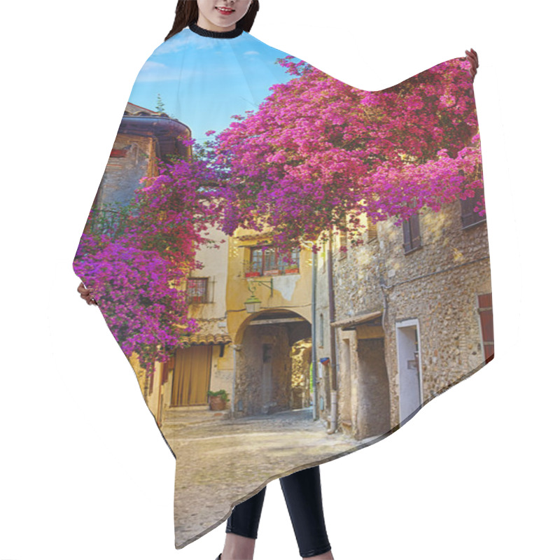 Personality  Art Beautiful Old Town Of Provence Hair Cutting Cape