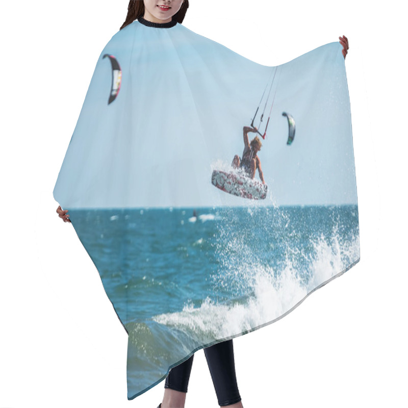 Personality  Kite Surfer Rides Waves Hair Cutting Cape