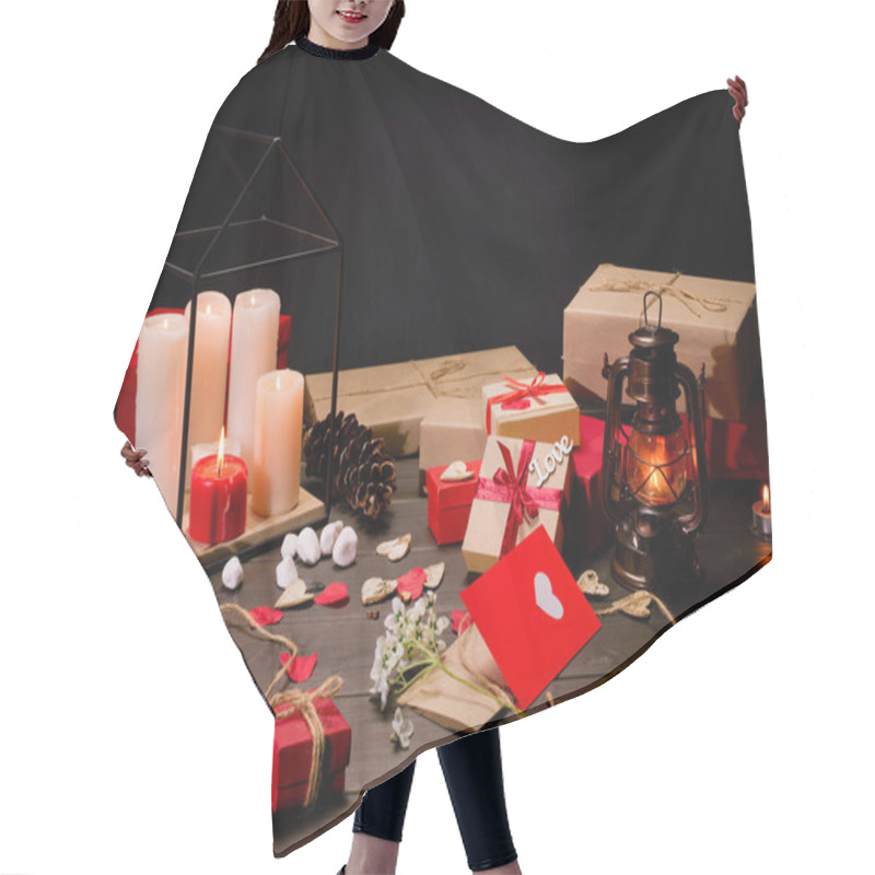 Personality  Valentine's Day Composition Hair Cutting Cape