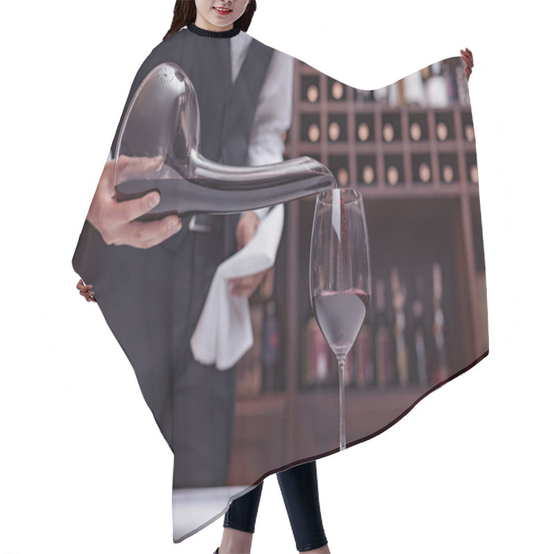 Personality  Sommelier Pouring Red Wine Hair Cutting Cape