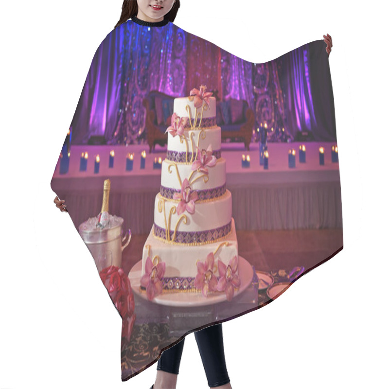 Personality  Wedding Cake Hair Cutting Cape