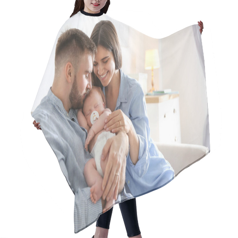 Personality  Happy Couple With Their Newborn Baby At Home Hair Cutting Cape