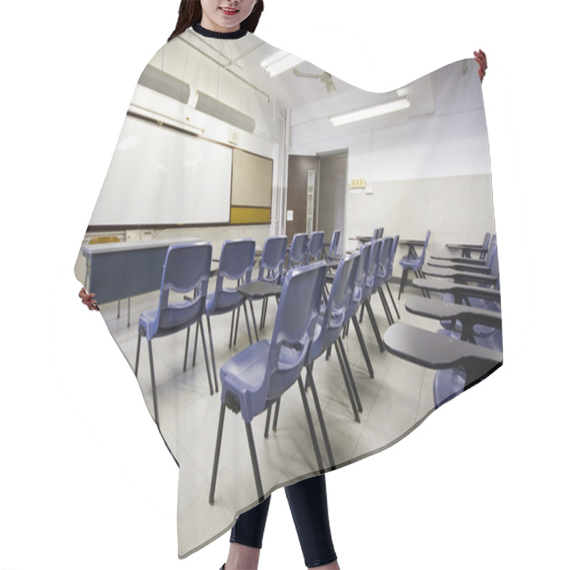 Personality  Empty Classroom Hair Cutting Cape