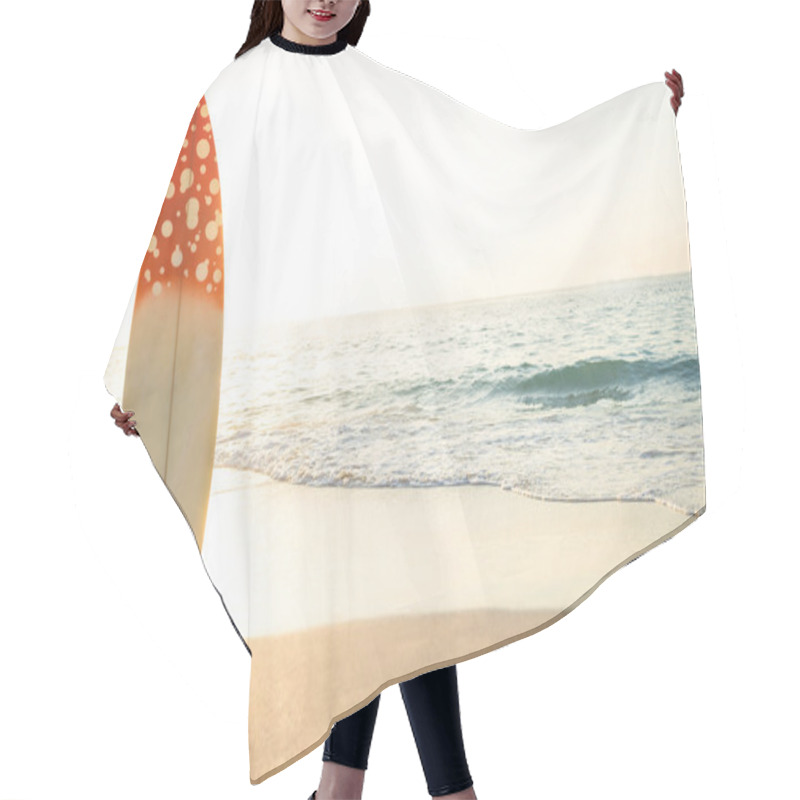 Personality  Surf Board Standing On The Sand Hair Cutting Cape