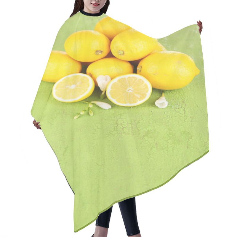 Personality  Fresh Lemons And Lavender On Green Table Hair Cutting Cape