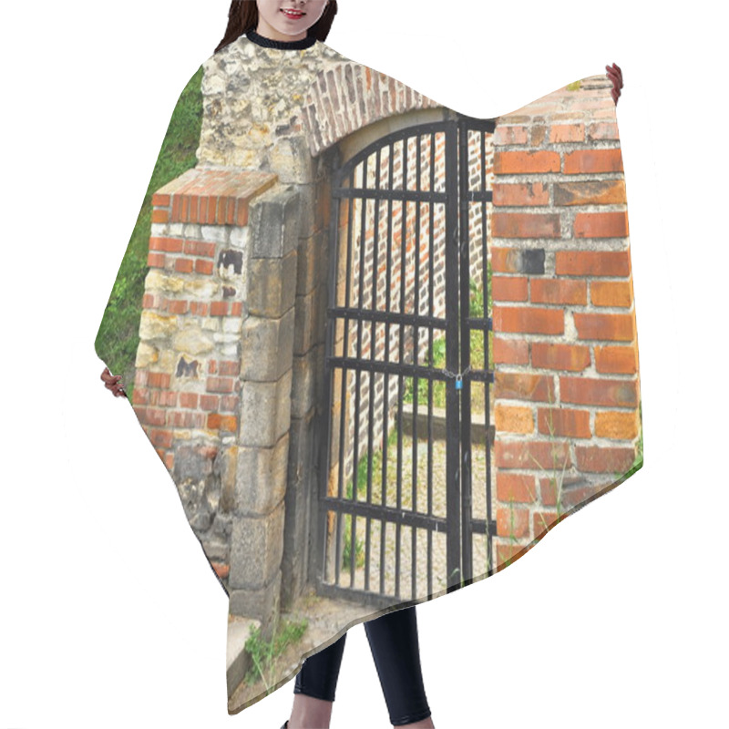 Personality  Old Gate Hair Cutting Cape