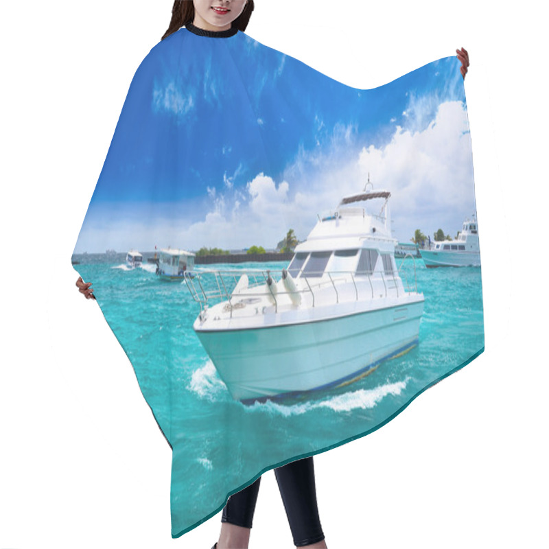 Personality  Luxury Yatch In Beautiful Ocean Hair Cutting Cape