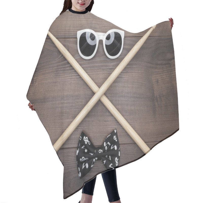 Personality  Wooden Drumsticks On Wooden Table Hair Cutting Cape