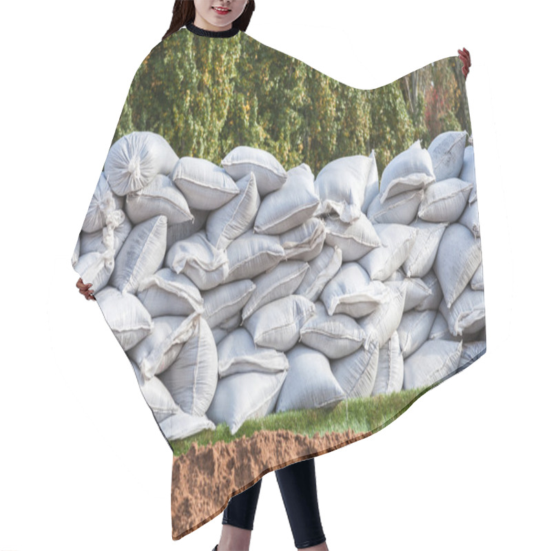 Personality  Sandbags For Flood Defense Or Military Use Hair Cutting Cape