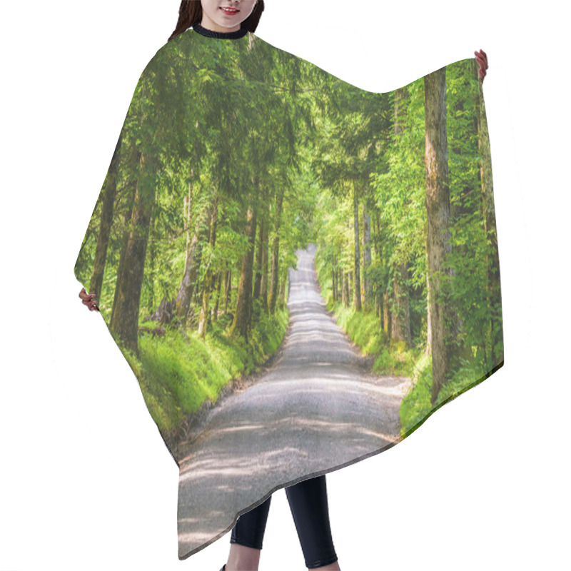 Personality  Old Country Road Hair Cutting Cape