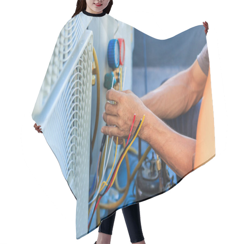 Personality  Technician Install Air Conditioner Hair Cutting Cape