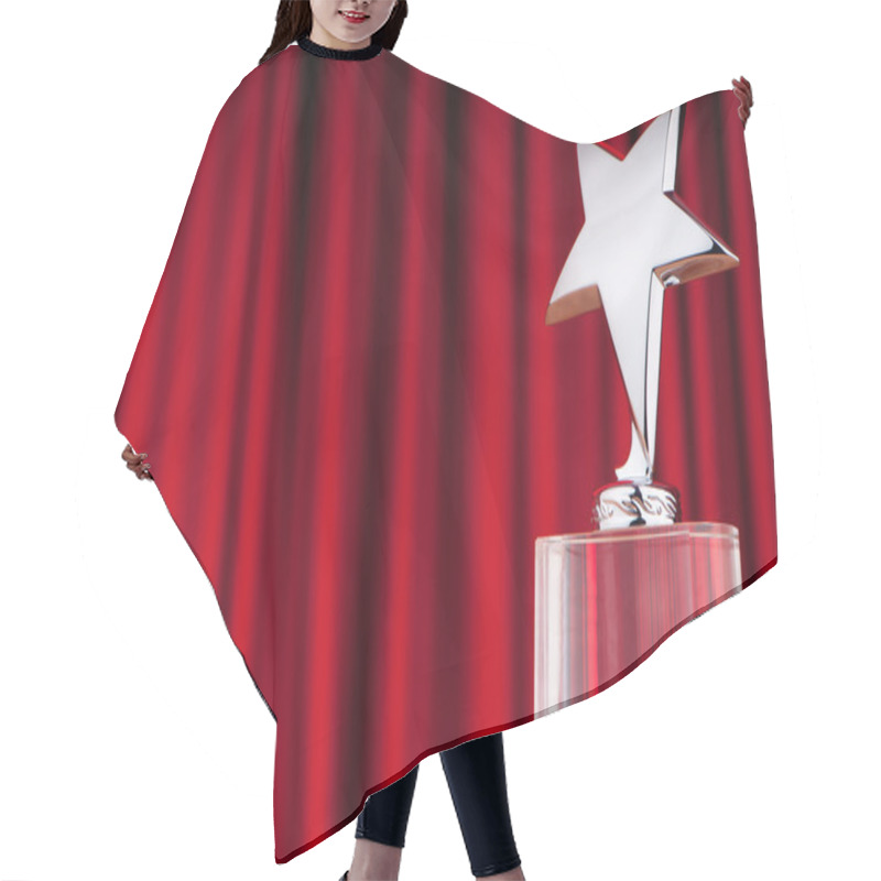 Personality  Star Award Against Curtain Background Hair Cutting Cape