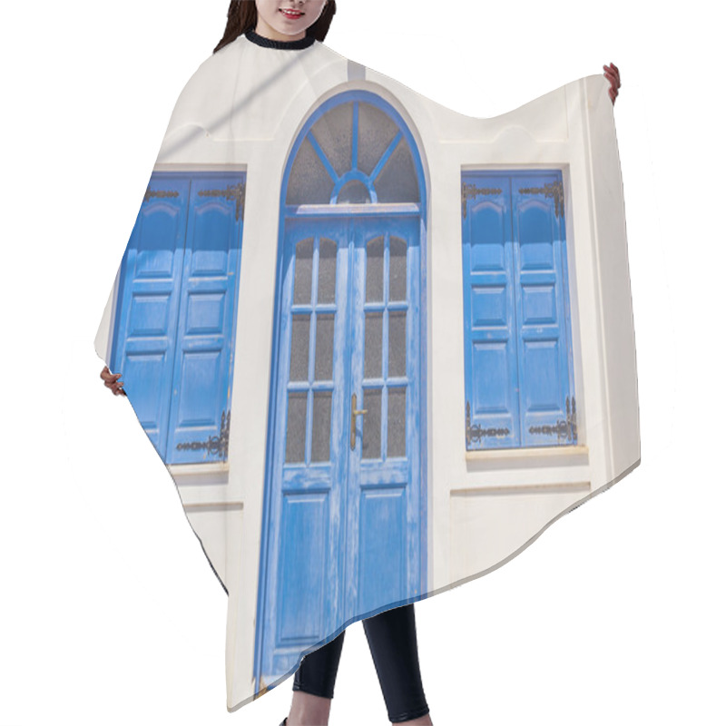 Personality  Greek House Facade Hair Cutting Cape