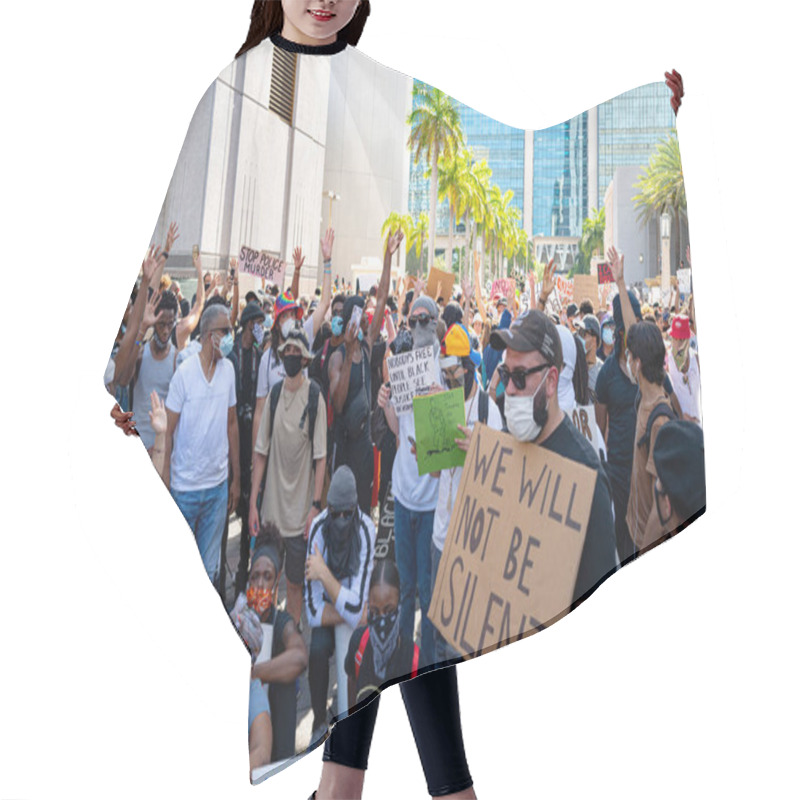 Personality  Miami Downtown, FL, USA - MAY 31, 2020: Black Lives Matter. Many American People Went To Peaceful Protests In The US Against The George Floyd Death: People Are Protesting. White And Black Together. Hair Cutting Cape