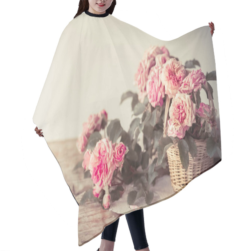 Personality  Pink Roses On Wooden Table Hair Cutting Cape