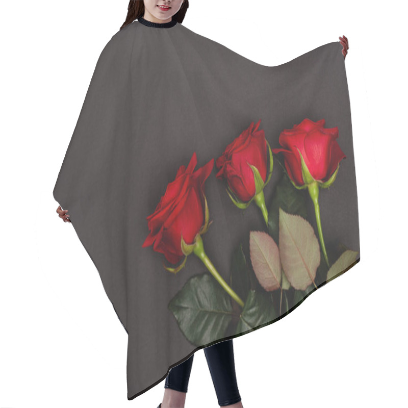 Personality  Top View Of Red Roses Isolated On Black Hair Cutting Cape