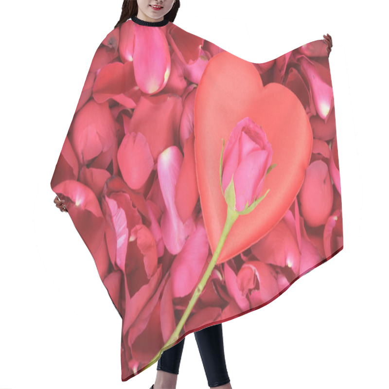 Personality  Big Heart Shape And Rose On Rose Petals Hair Cutting Cape