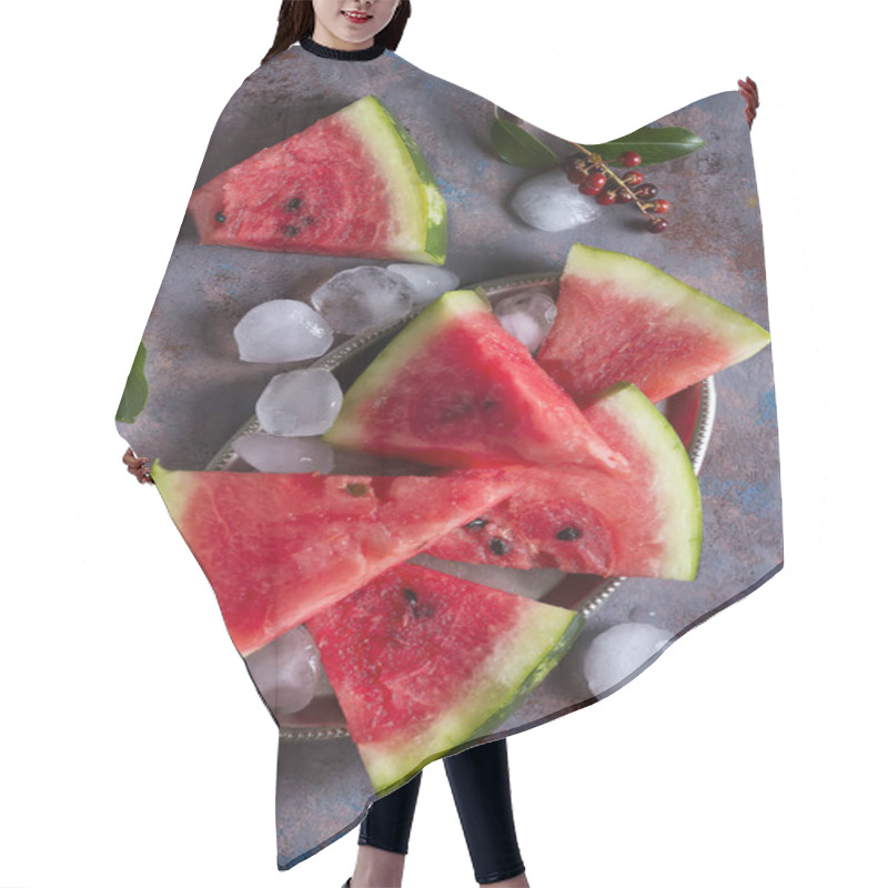 Personality  Triangle Shaped Watermelon Slices Placed Hair Cutting Cape