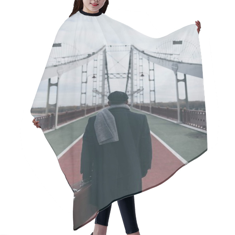 Personality  Back View Of Man With Suitcase Standing On Pedestrian Bridge Hair Cutting Cape