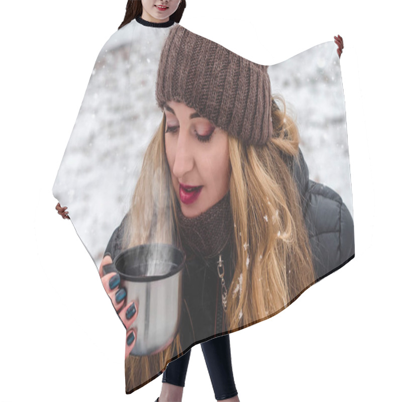 Personality  Fragrant Hot Drink In A Thermos Hair Cutting Cape