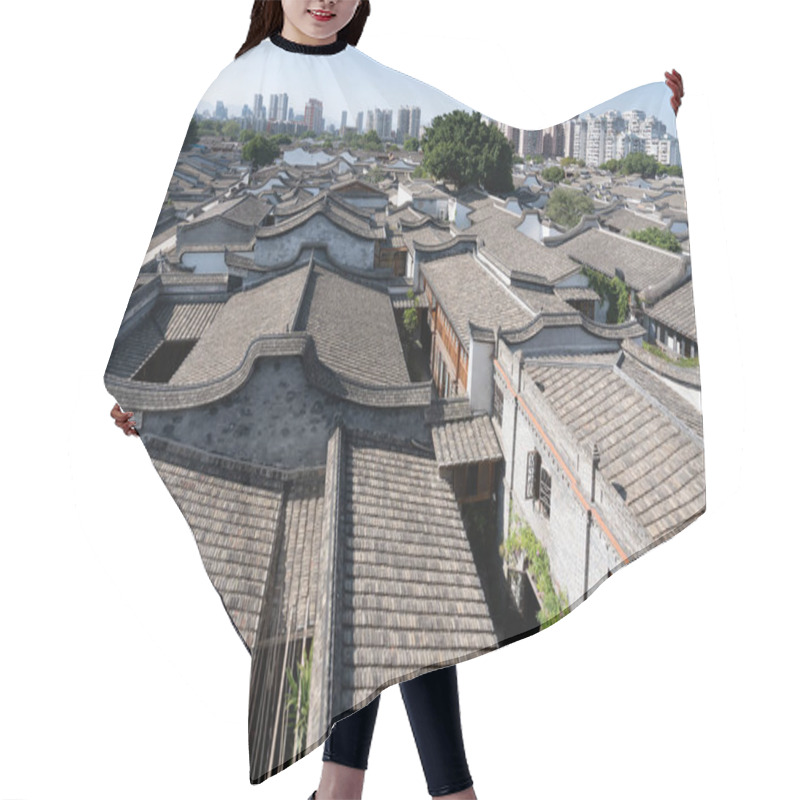 Personality  Ancient Residential Buildings In Fuzhou Hair Cutting Cape