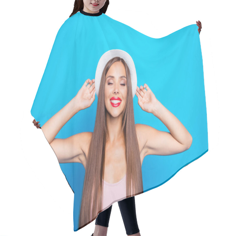 Personality  Portrait Of Nice Winsome Adorable Attractive Delicate Cheerful P Hair Cutting Cape