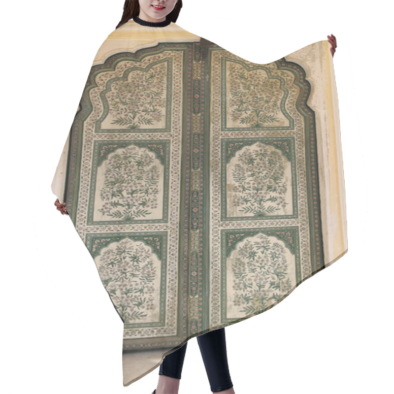 Personality  Ornamental Door In Palace - India Hair Cutting Cape