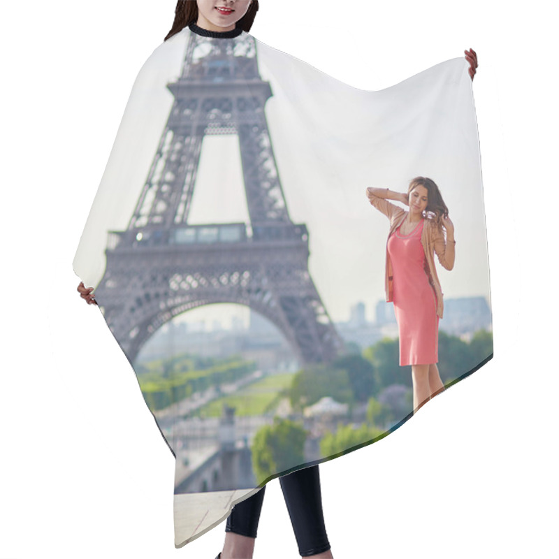 Personality  Beautiful Young Woman Near The Eiffel Tower Hair Cutting Cape