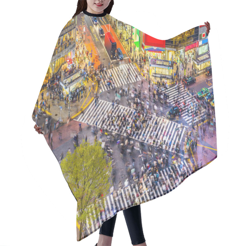 Personality  Shibuya Crossing In Tokyo Hair Cutting Cape