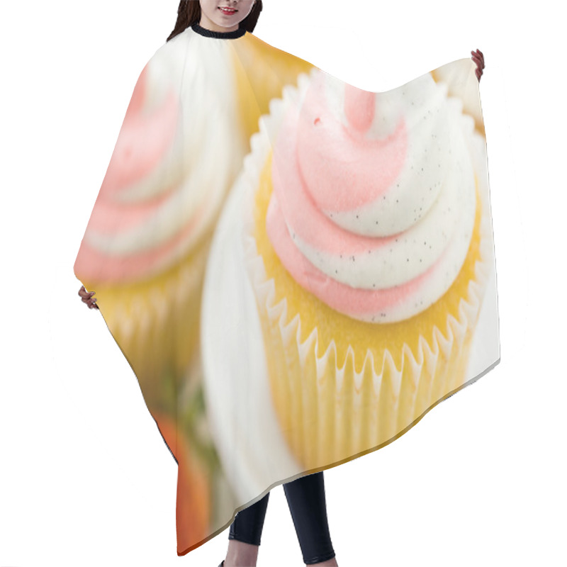 Personality  Vanilla Cupcakes Hair Cutting Cape