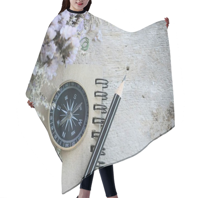 Personality  Compass With Dried Flower Hair Cutting Cape