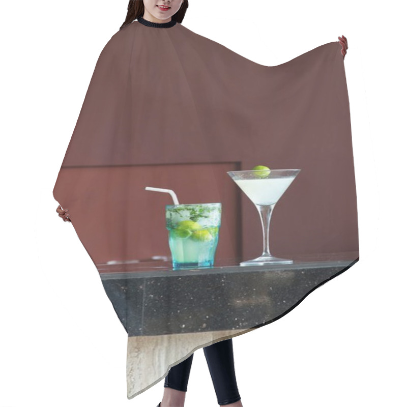 Personality  Cocktails Hair Cutting Cape