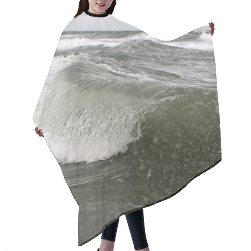 Personality  Big Wave Crests With Spindrifts Hair Cutting Cape