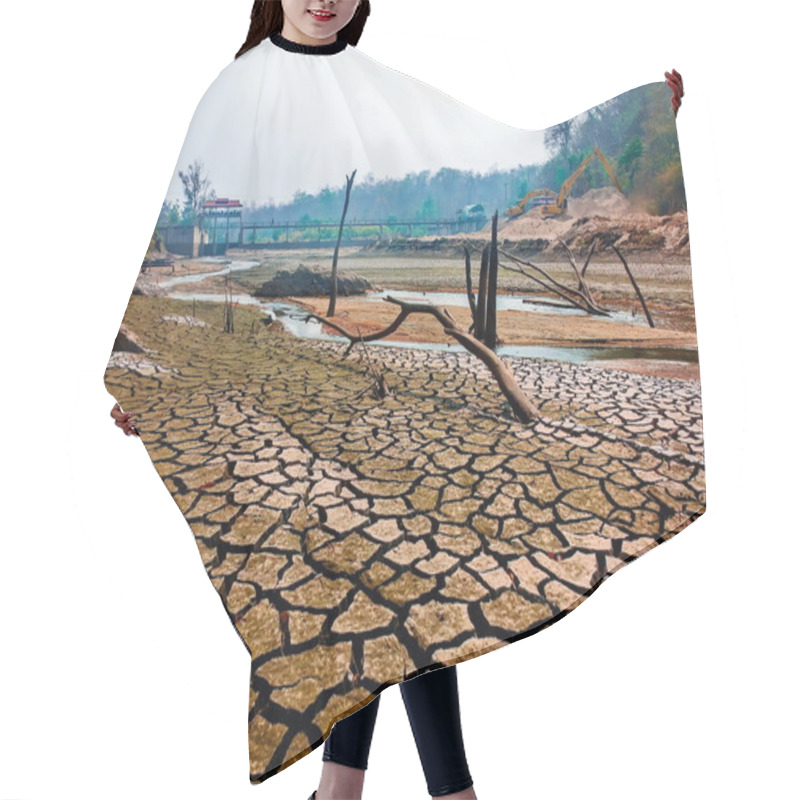 Personality  Drought Cracked Desert Landscape Hair Cutting Cape