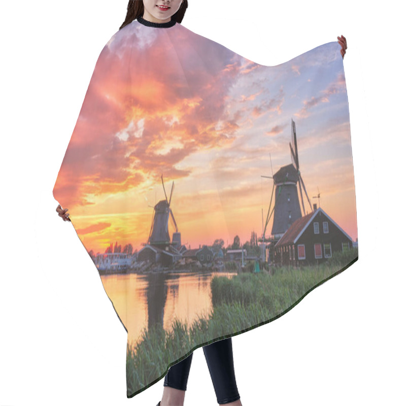 Personality  Windmills At Zaanse Schans In Holland On Sunset. Zaandam, Nether Hair Cutting Cape