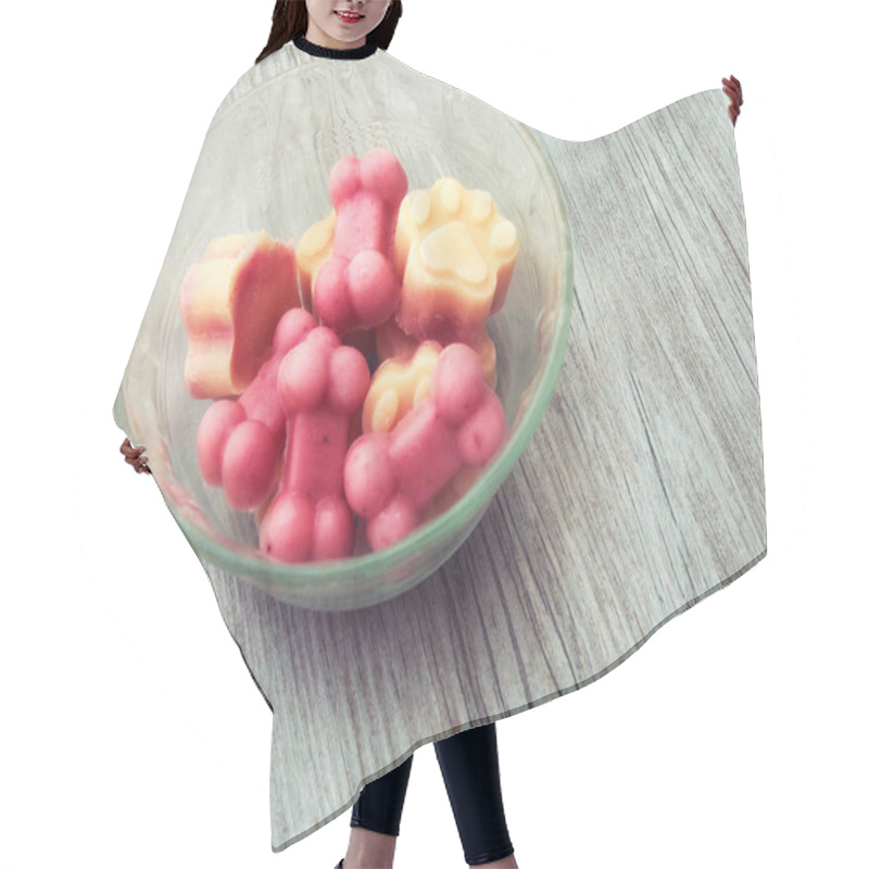 Personality  Cold Frozen Yogurt Dog Treats In A Bowl On A Hot Summer Day With Wooden Background Hair Cutting Cape