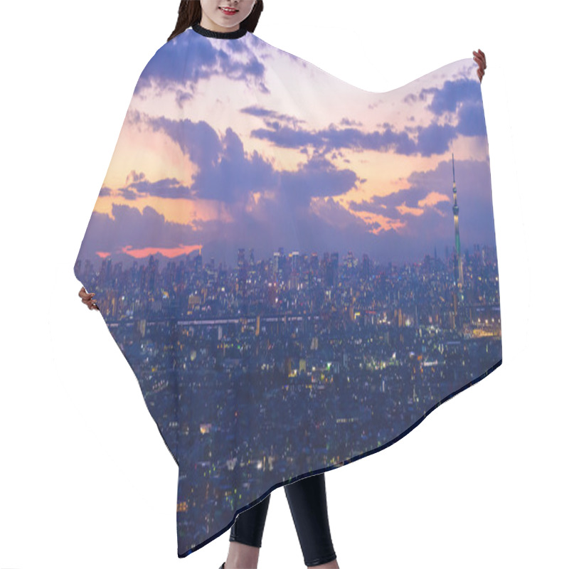 Personality  Tokyo In The Twilight Hair Cutting Cape