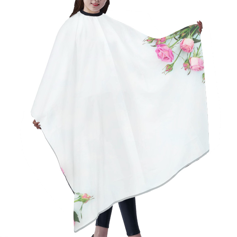 Personality   Tender Pink Roses On White Background Hair Cutting Cape