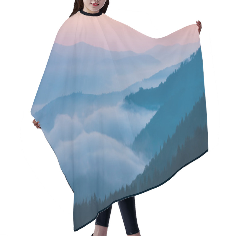 Personality  Fog On The Mountain Hair Cutting Cape