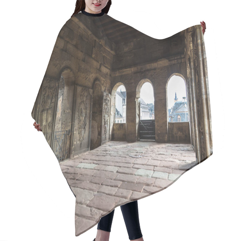 Personality  Porta Nigra In Trier Hair Cutting Cape