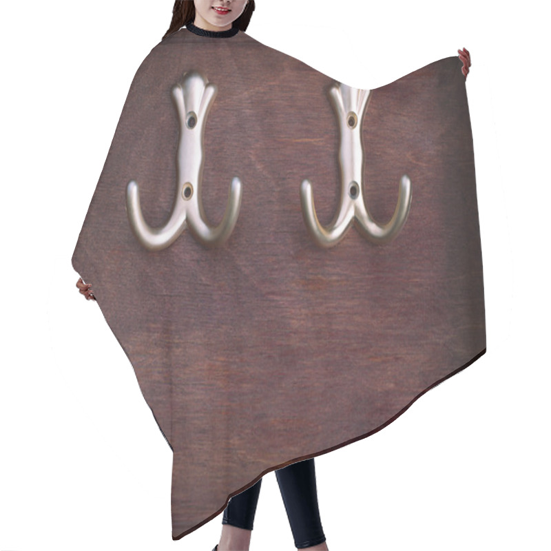 Personality  Two Hooks Into Dark Box Hair Cutting Cape