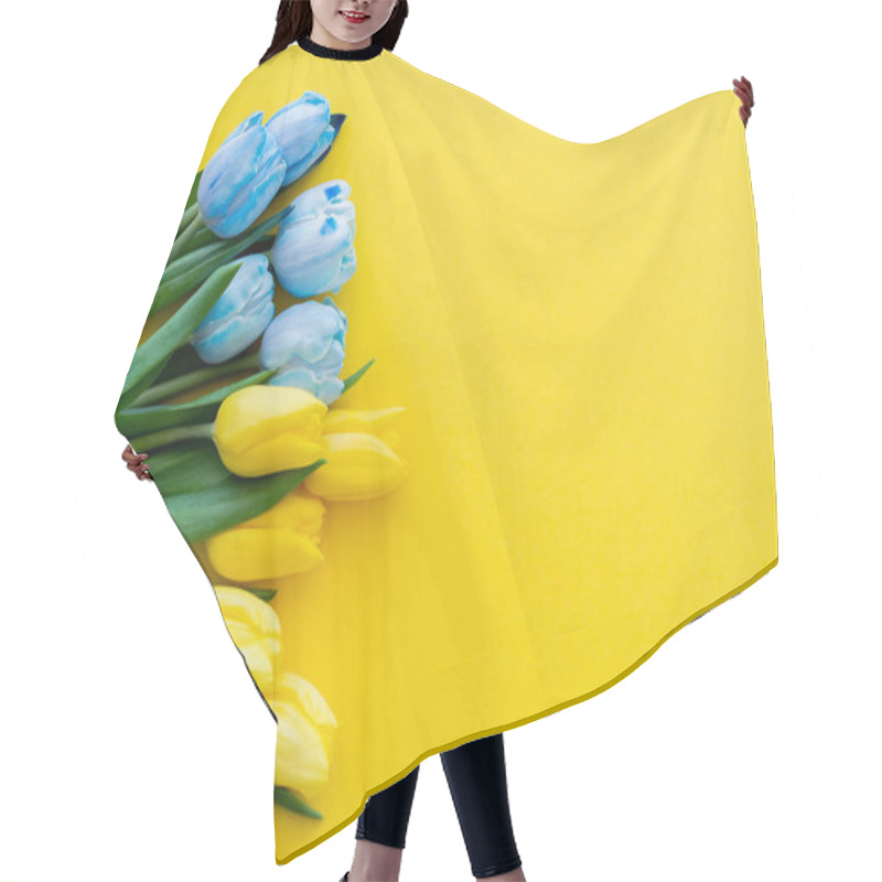 Personality  Top View Of Bouquet Of Yellow And Blue Tulips On Background With Copy Space Hair Cutting Cape