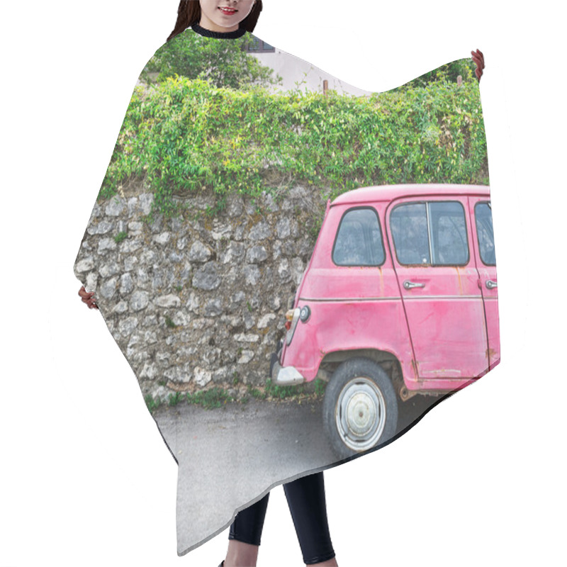 Personality  Old Pink Car Hair Cutting Cape