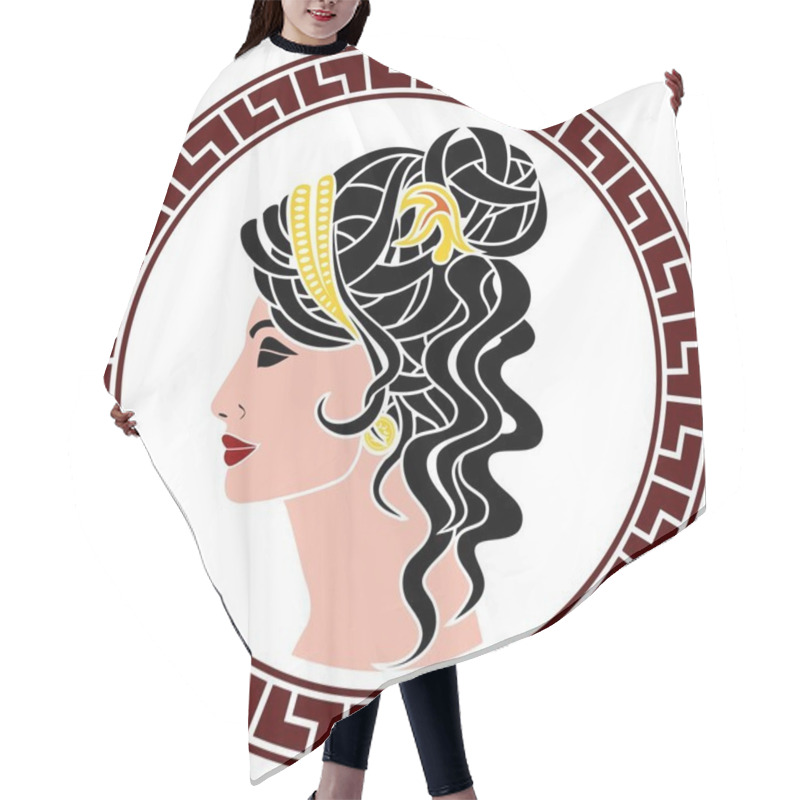 Personality  Stencil Of Aristocrat Woman Hair Cutting Cape