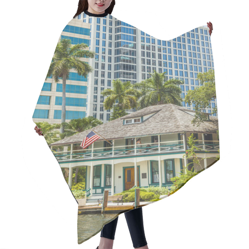 Personality  View To Beautiful Houses From The Canal In Fort Lauderdale Hair Cutting Cape