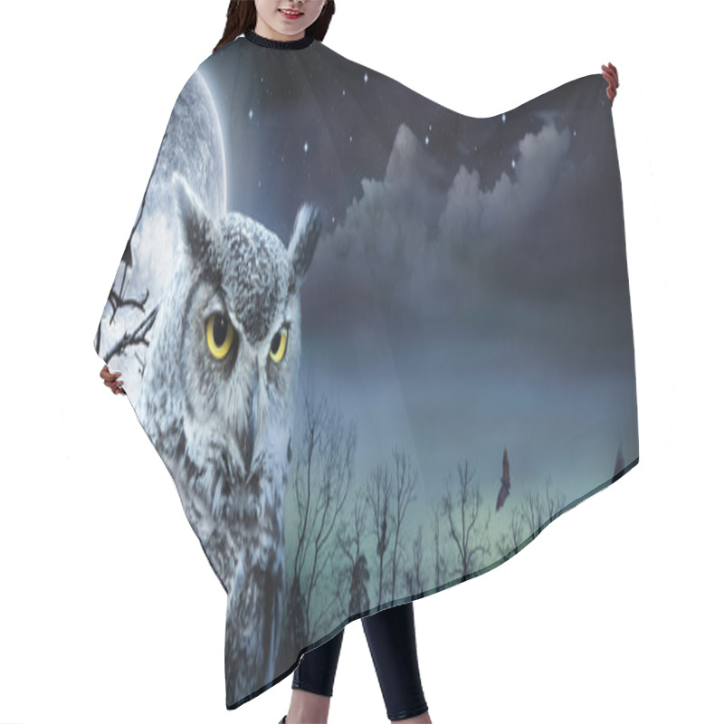 Personality  Halloween Scene With Owl And Full Moon Hair Cutting Cape