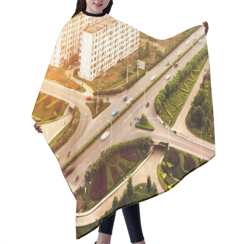 Personality  Aerial Transport Hub Overpass Hair Cutting Cape