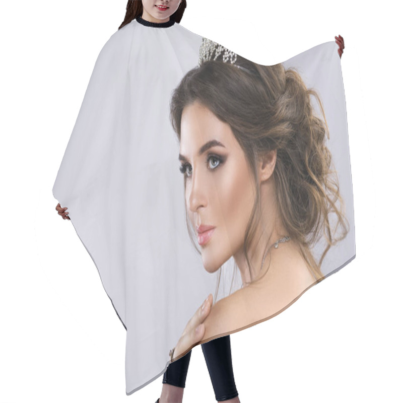 Personality  Portrait Of Young Beautiful Bride Hair Cutting Cape