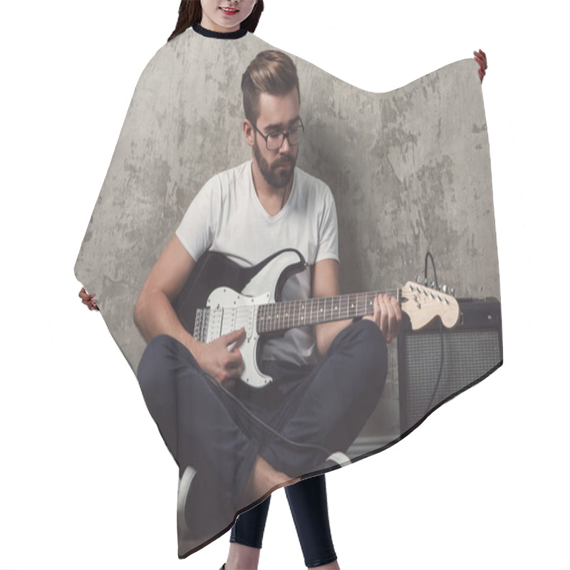 Personality  Stylish Guy With A Guitar Hair Cutting Cape